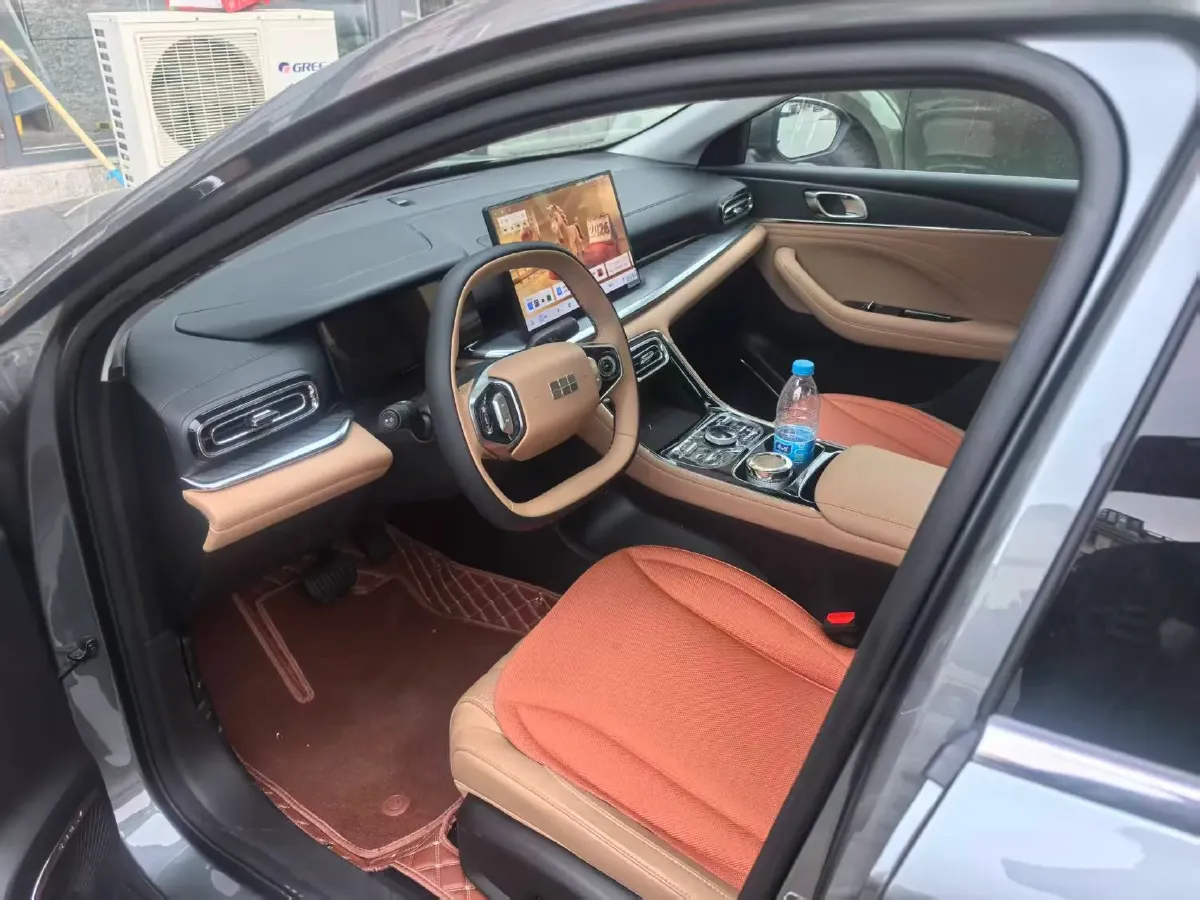 2025 Geely Galaxy A7 1.5L 112HP L4 1DHT PHEV,autocango,china used car exporter,china ev exporter,chinese used car exporter,chinese used ev exporter