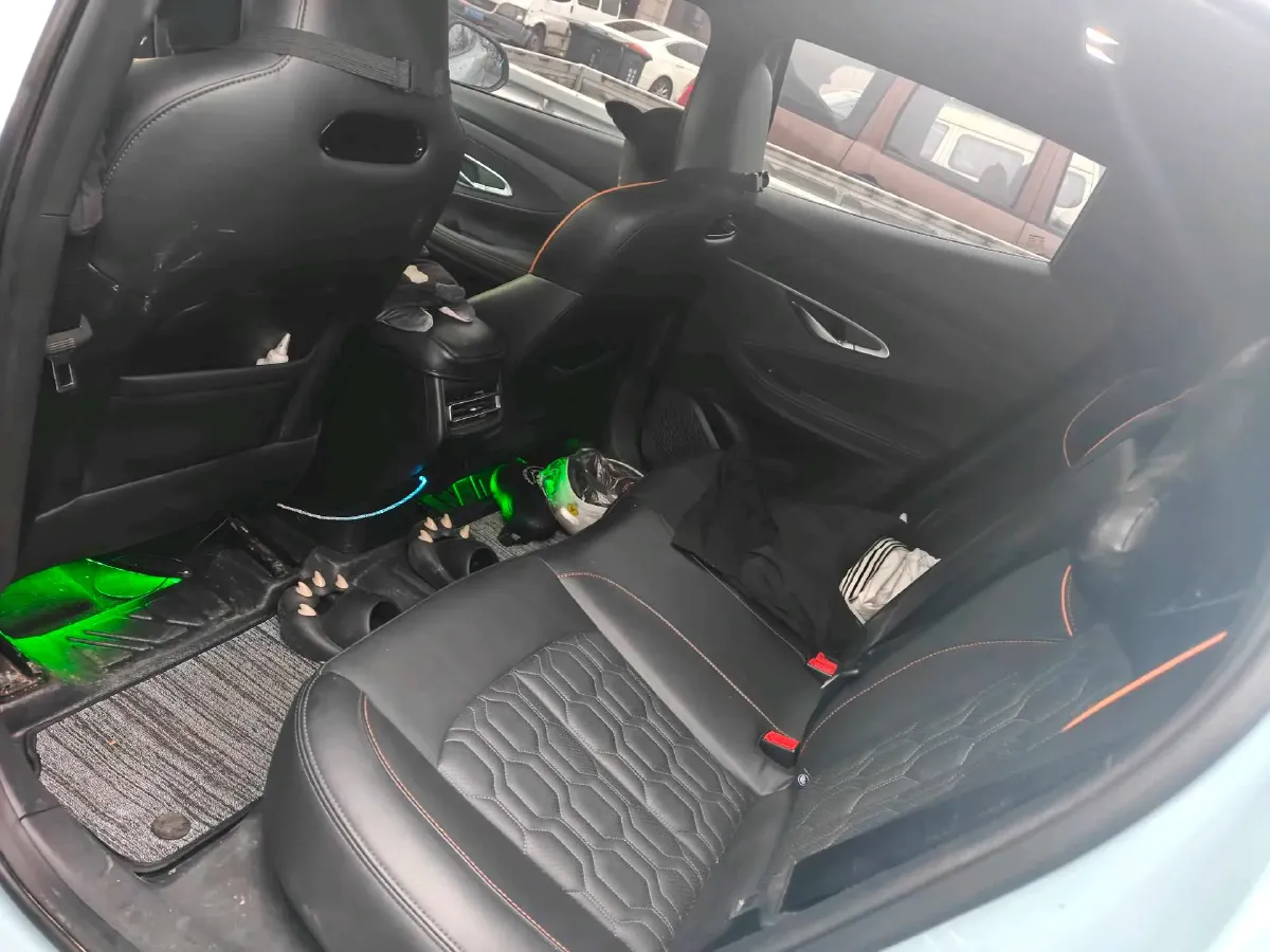 2022 ChangAn UNI-T 2.0T 233HP L4 8AT,autocango,china used car exporter,china ev exporter,chinese used car exporter,chinese used ev exporter