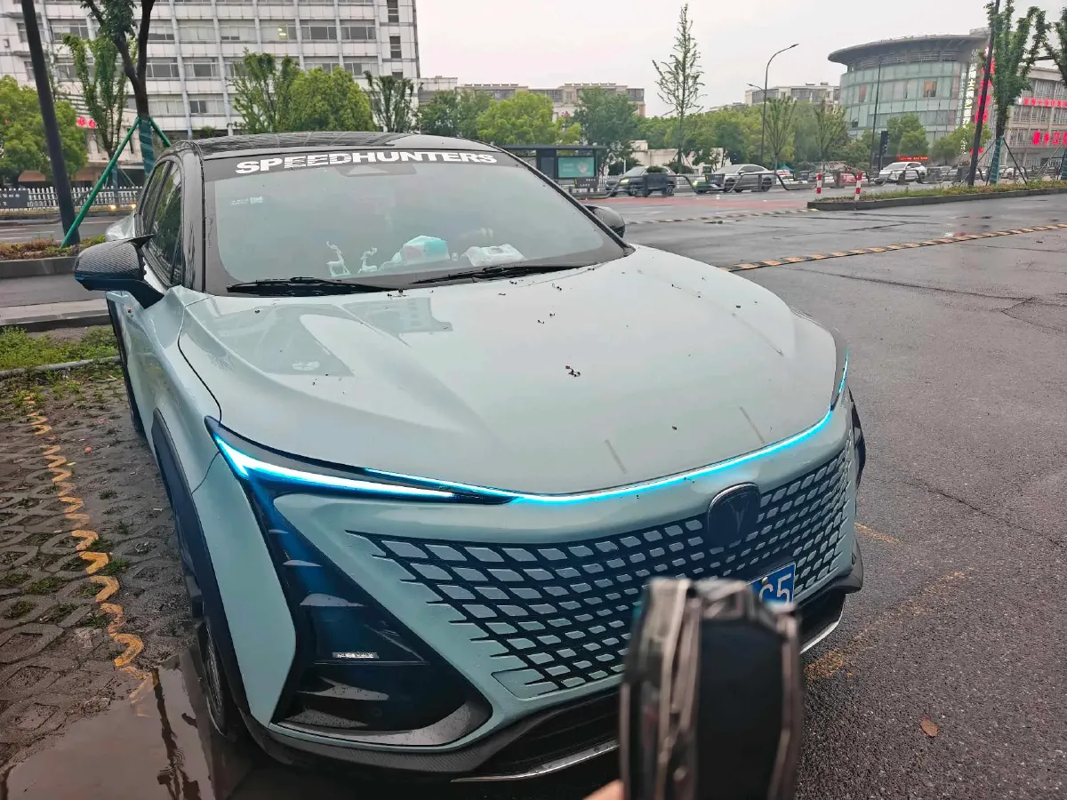 2022 ChangAn UNI-T 2.0T 233HP L4 8AT,autocango,china used car exporter,china ev exporter,chinese used car exporter,chinese used ev exporter