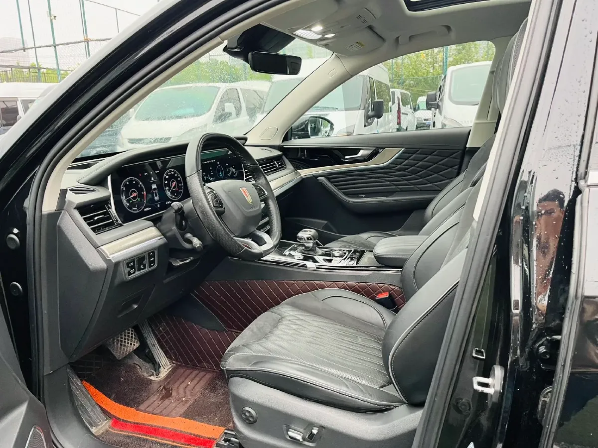 2022 HongQi HS5 2.0T 224HP L4 6AT,autocango,china used car exporter,china ev exporter,chinese used car exporter,chinese used ev exporter