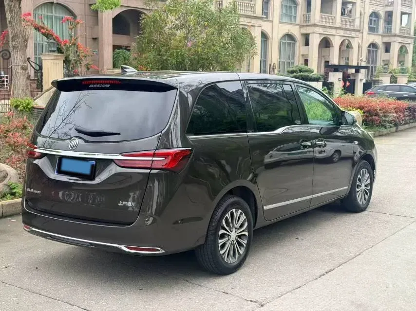 2021 Buick GL8 2.0T 237HP L4 9AT,autocango,china used car exporter,china ev exporter,chinese used car exporter,chinese used ev exporter