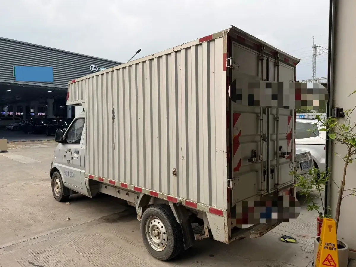 2021 WuLing RongGuang Mini Truck 1.5L 99HP L4 5MT,autocango,china used car exporter,china ev exporter,chinese used car exporter,chinese used ev exporter