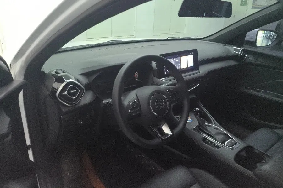 2025 MG 5 1.5L 129HP L4 CVT,autocango,china used car exporter,china ev exporter,chinese used car exporter,chinese used ev exporter