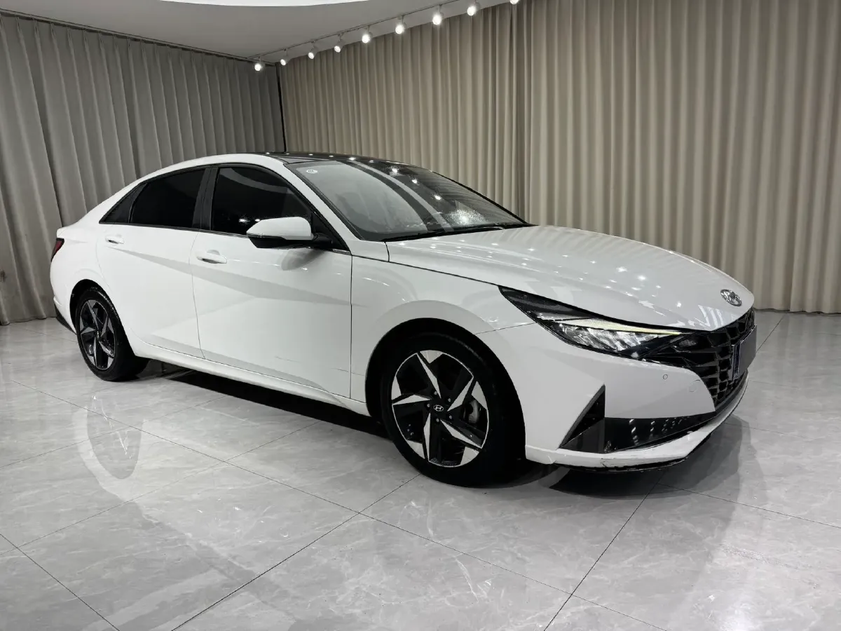 2022 Hyundai Elantra 1.5L 115HP L4 CVT,autocango,china used car exporter,china ev exporter,chinese used car exporter,chinese used ev exporter
