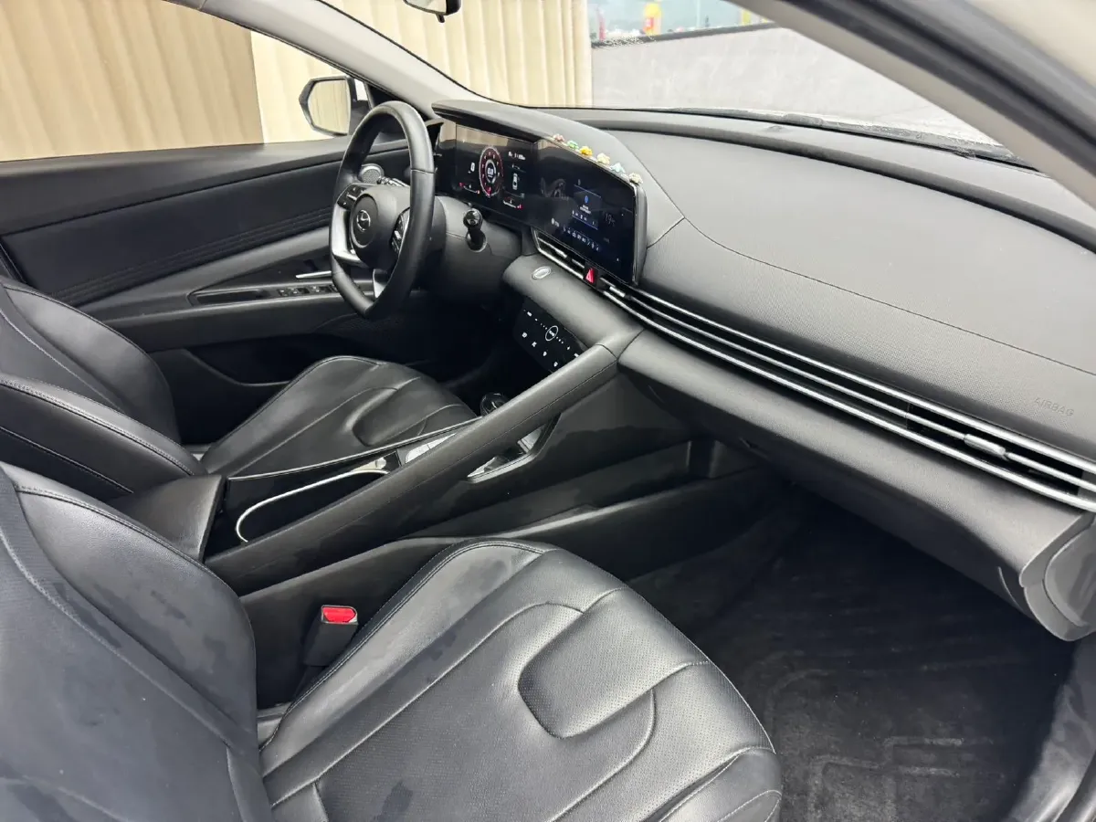 2022 Hyundai Elantra 1.5L 115HP L4 CVT,autocango,china used car exporter,china ev exporter,chinese used car exporter,chinese used ev exporter