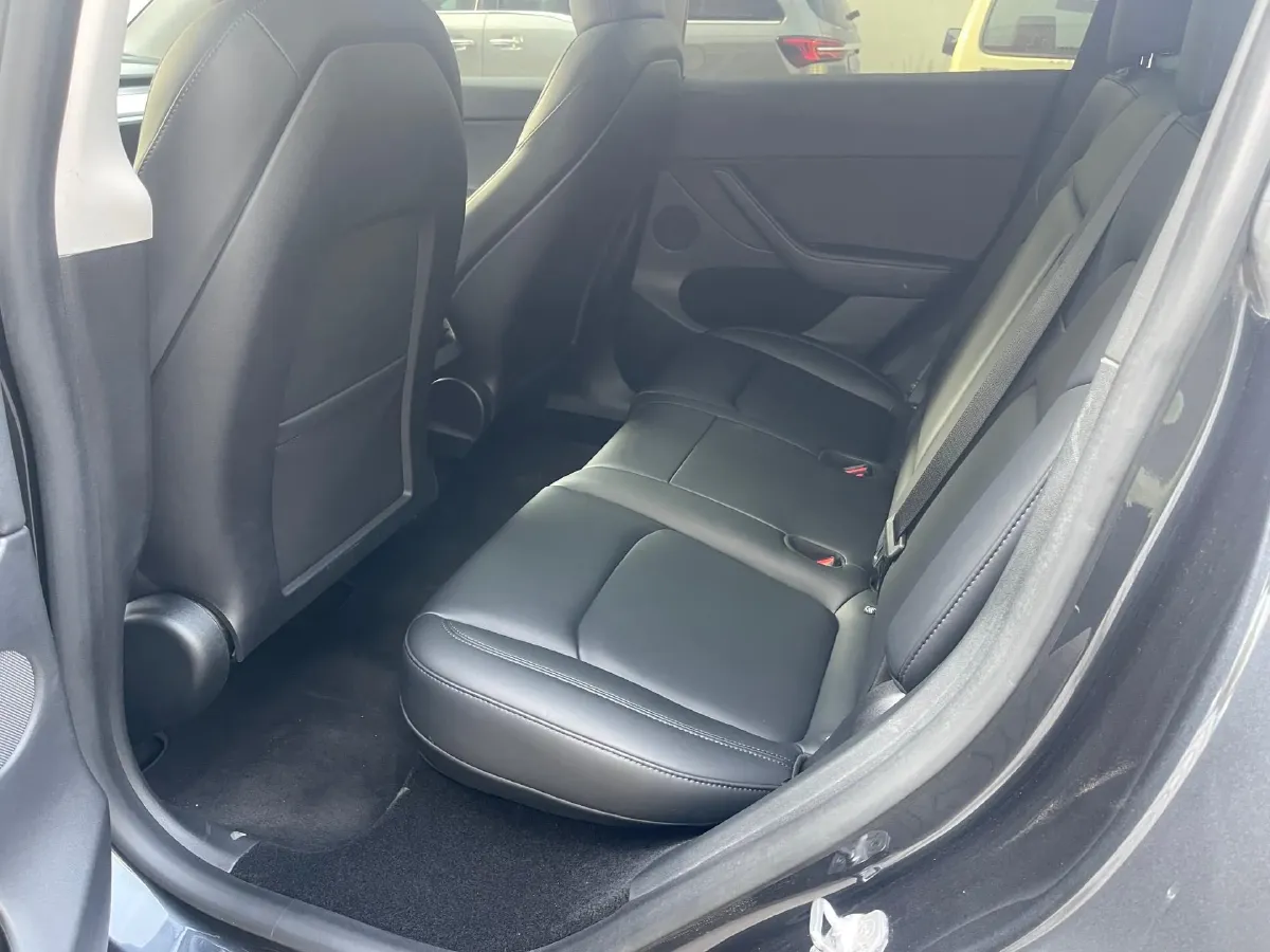 2024 Iveco OuSheng BEV 77.28KWH,autocango,china used car exporter,china ev exporter,chinese used car exporter,chinese used ev exporter