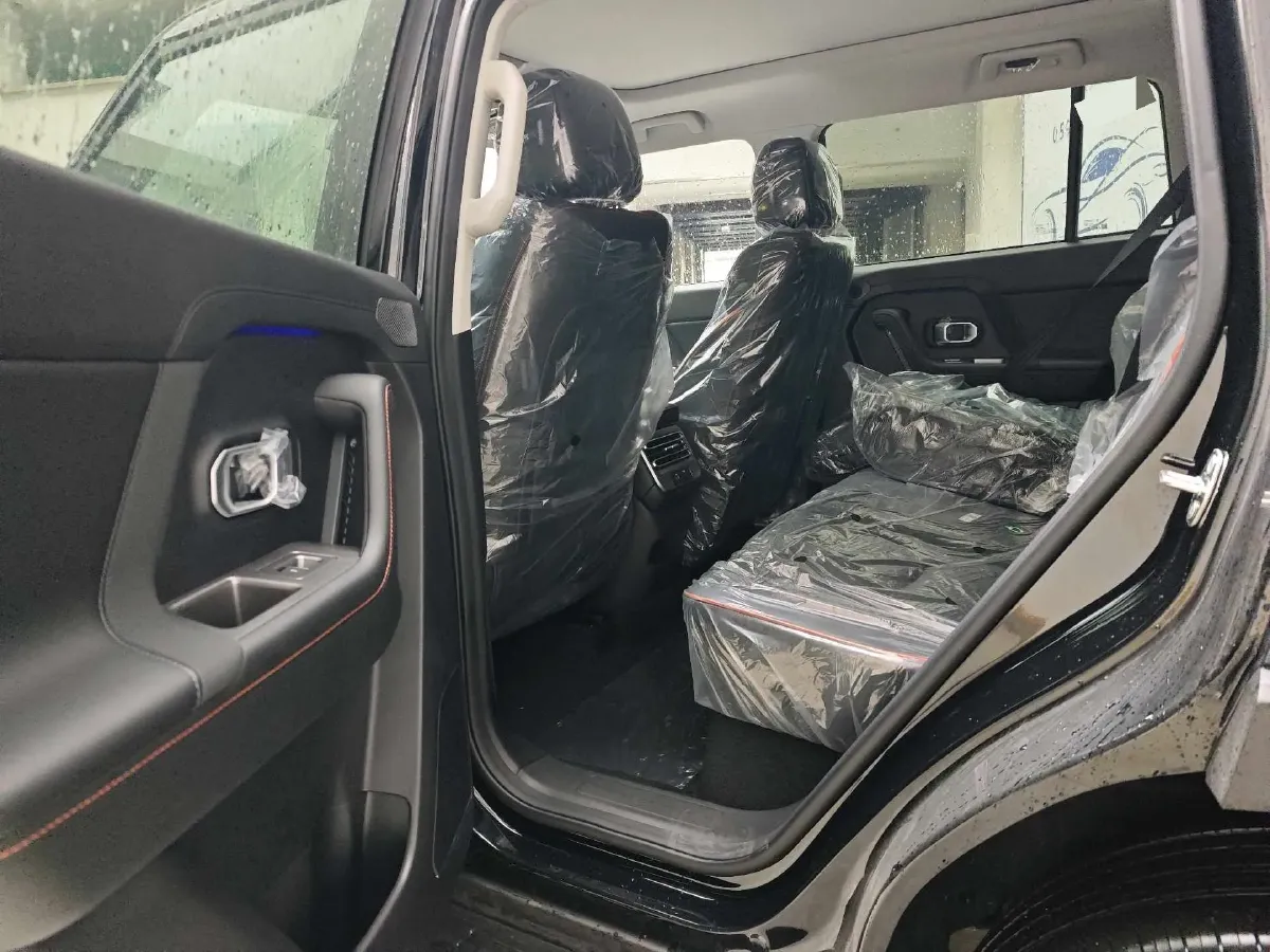 2025 Jetour Traveller 1.5T 184HP L4 7DCT,autocango,china used car exporter,china ev exporter,chinese used car exporter,chinese used ev exporter