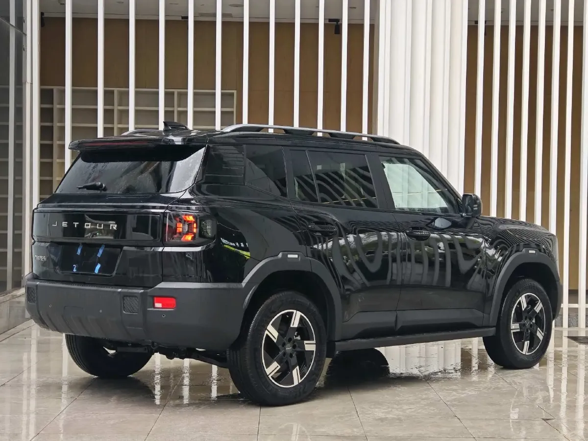 2025 Jetour Traveller 1.5T 184HP L4 7DCT,autocango,china used car exporter,china ev exporter,chinese used car exporter,chinese used ev exporter