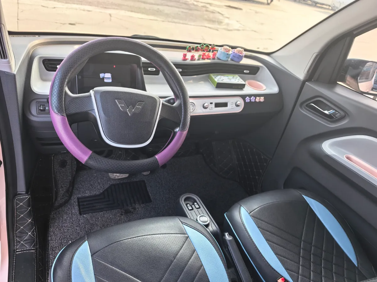 2021 WuLing HongGuang MINI EV BEV 13.9KWH,autocango,china used car exporter,china ev exporter,chinese used car exporter,chinese used ev exporter