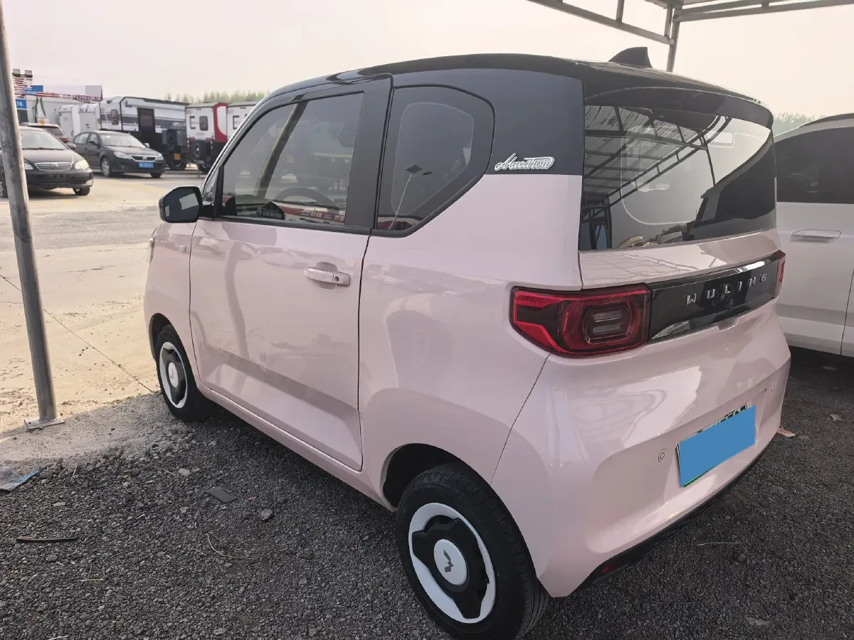 2021 WuLing HongGuang MINI EV BEV 13.9KWH,autocango,china used car exporter,china ev exporter,chinese used car exporter,chinese used ev exporter