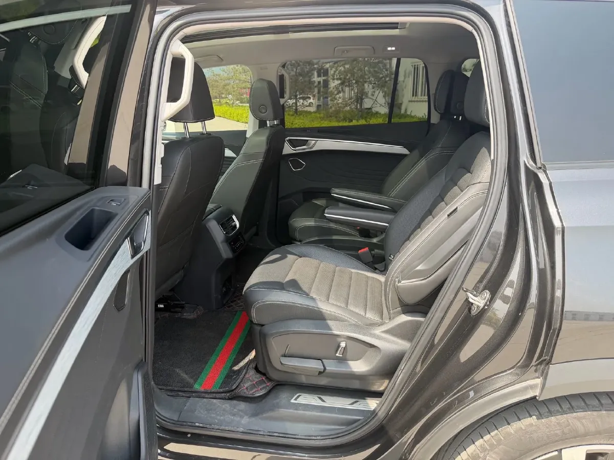 2022 Volkswagen Talagon 2.0T 220HP L4 7DCT,autocango,china used car exporter,china ev exporter,chinese used car exporter,chinese used ev exporter