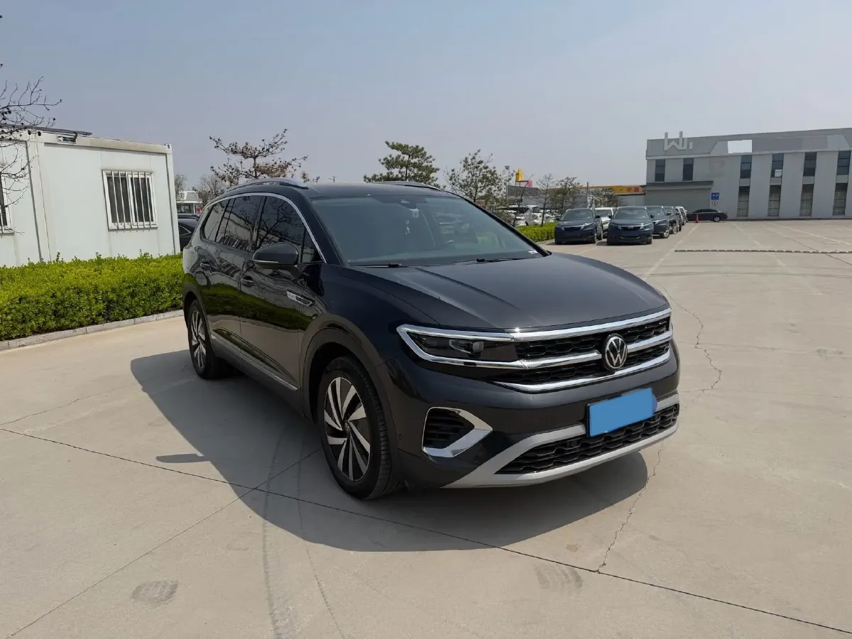 2022 Volkswagen Talagon 2.0T 220HP L4 7DCT,autocango,china used car exporter,china ev exporter,chinese used car exporter,chinese used ev exporter