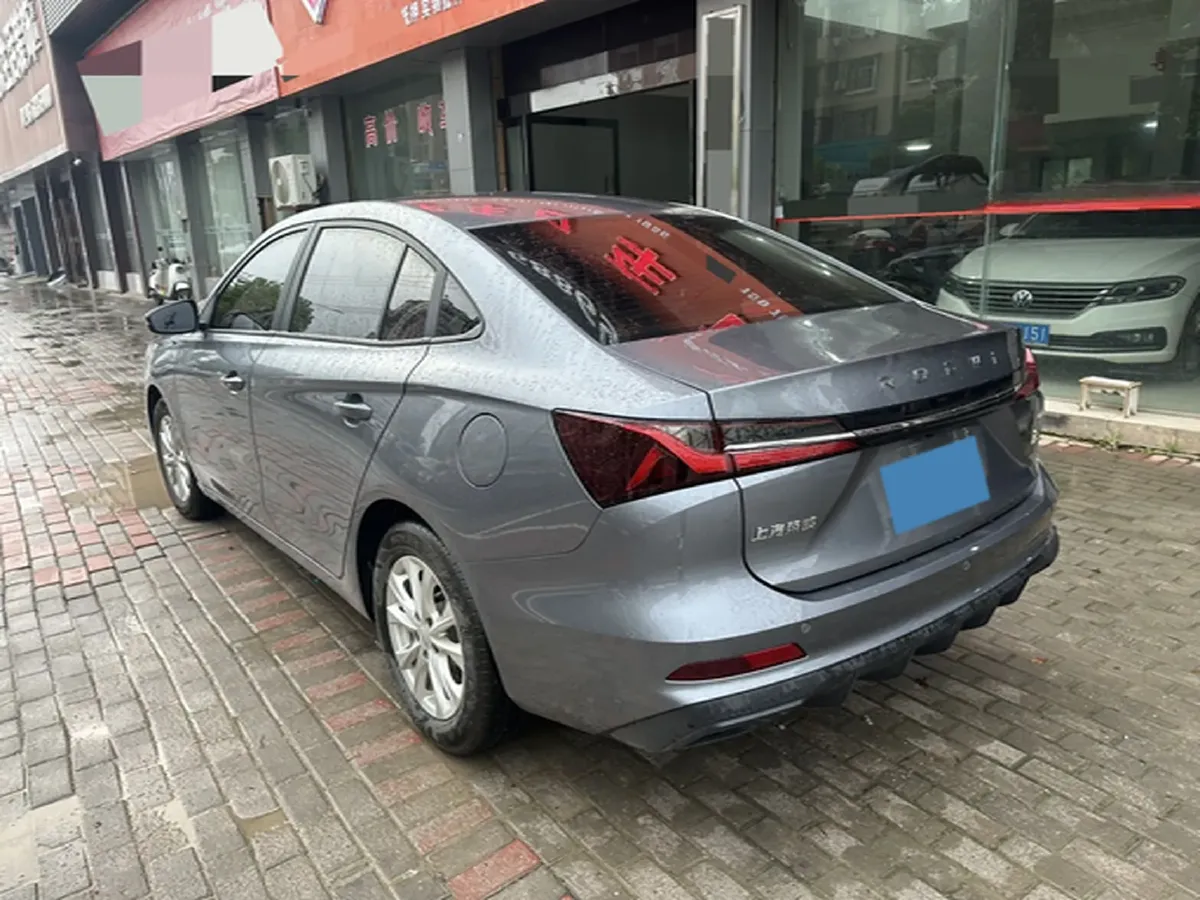 2026 Roewe i5 1.5L 129HP L4 5MT,autocango,china used car exporter,china ev exporter,chinese used car exporter,chinese used ev exporter