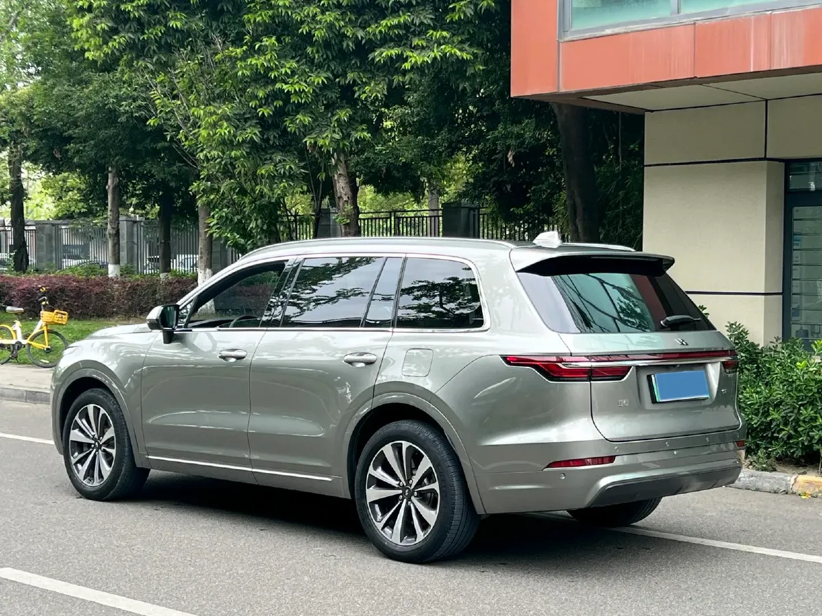 2020 Li ONE Range Extended 131HP REEV 40.5KWH,autocango,china used car exporter,china ev exporter,chinese used car exporter,chinese used ev exporter