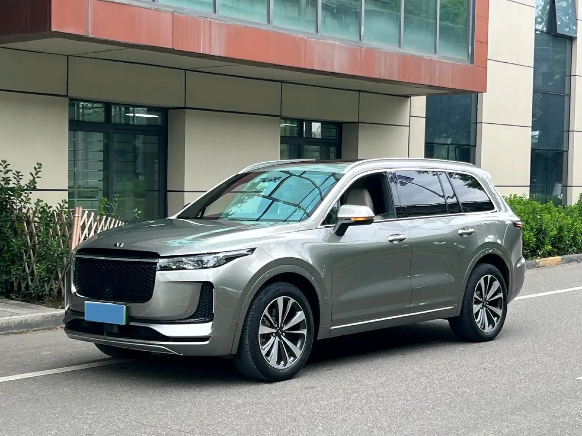 2020 Li ONE Range Extended 131HP REEV 40.5KWH,autocango,china used car exporter,china ev exporter,chinese used car exporter,chinese used ev exporter