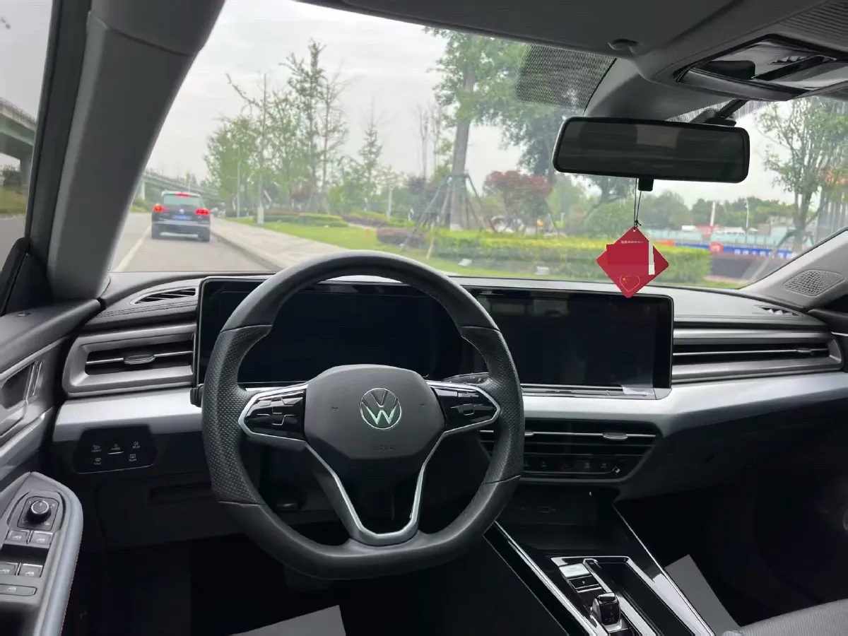 2023 Volkswagen Lamando 1.4T 150HP L4 7DCT,autocango,china used car exporter,china ev exporter,chinese used car exporter,chinese used ev exporter