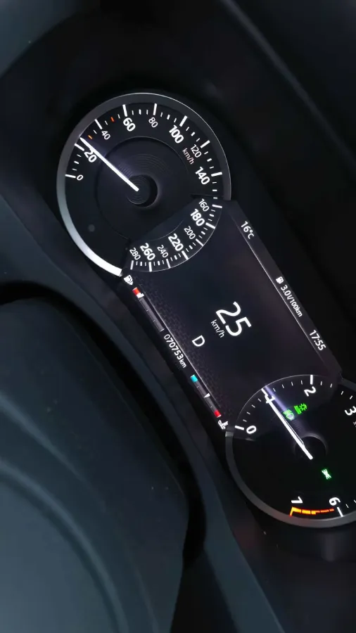 2020 Jaguar XEL 2.0T 200HP L4 8AT,autocango,china used car exporter,china ev exporter,chinese used car exporter,chinese used ev exporter