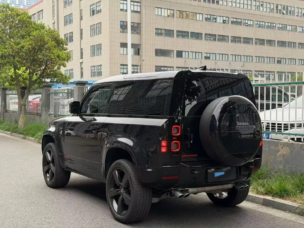 2024 Land Rover Defender 5.0T 525HP V8 8AT,autocango,china used car exporter,china ev exporter,chinese used car exporter,chinese used ev exporter
