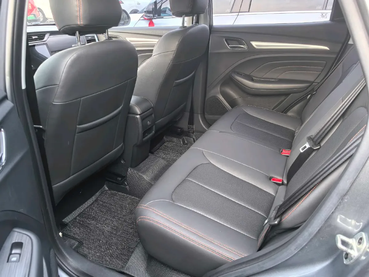 2021 Roewe RX3 1.6L 125HP L4 CVT,autocango,china used car exporter,china ev exporter,chinese used car exporter,chinese used ev exporter