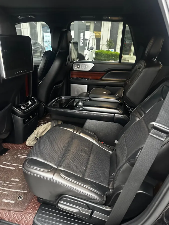 2018 Lincoln Navigator 3.5T 415HP V6 10AT,autocango,china used car exporter,china ev exporter,chinese used car exporter,chinese used ev exporter