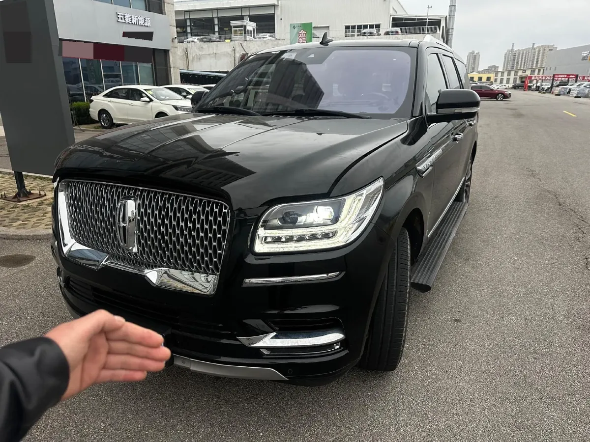 2018 Lincoln Navigator 3.5T 415HP V6 10AT,autocango,china used car exporter,china ev exporter,chinese used car exporter,chinese used ev exporter