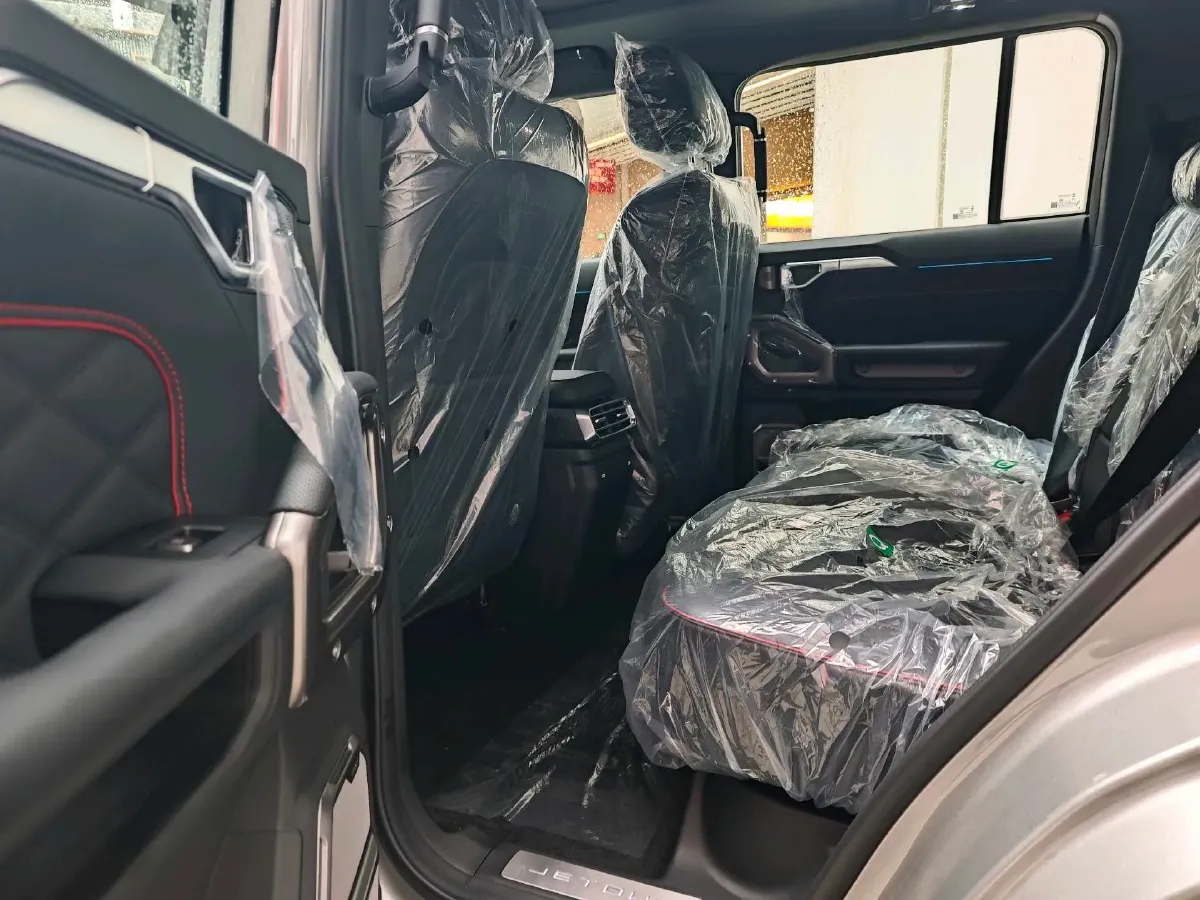 2026 Jetour Traveller 2.0T 254HP L4 7DCT,autocango,china used car exporter,china ev exporter,chinese used car exporter,chinese used ev exporter