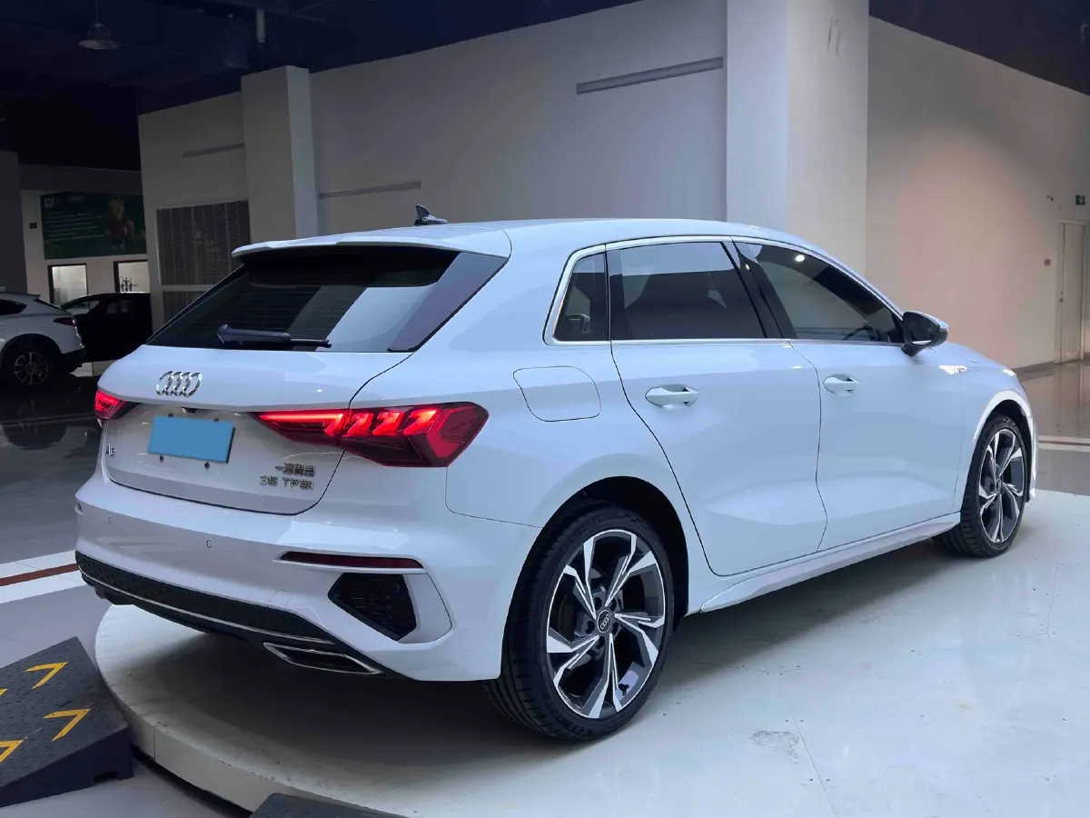 2022 Audi A3 1.4T 150HP L4 7DCT,autocango,china used car exporter,china ev exporter,chinese used car exporter,chinese used ev exporter