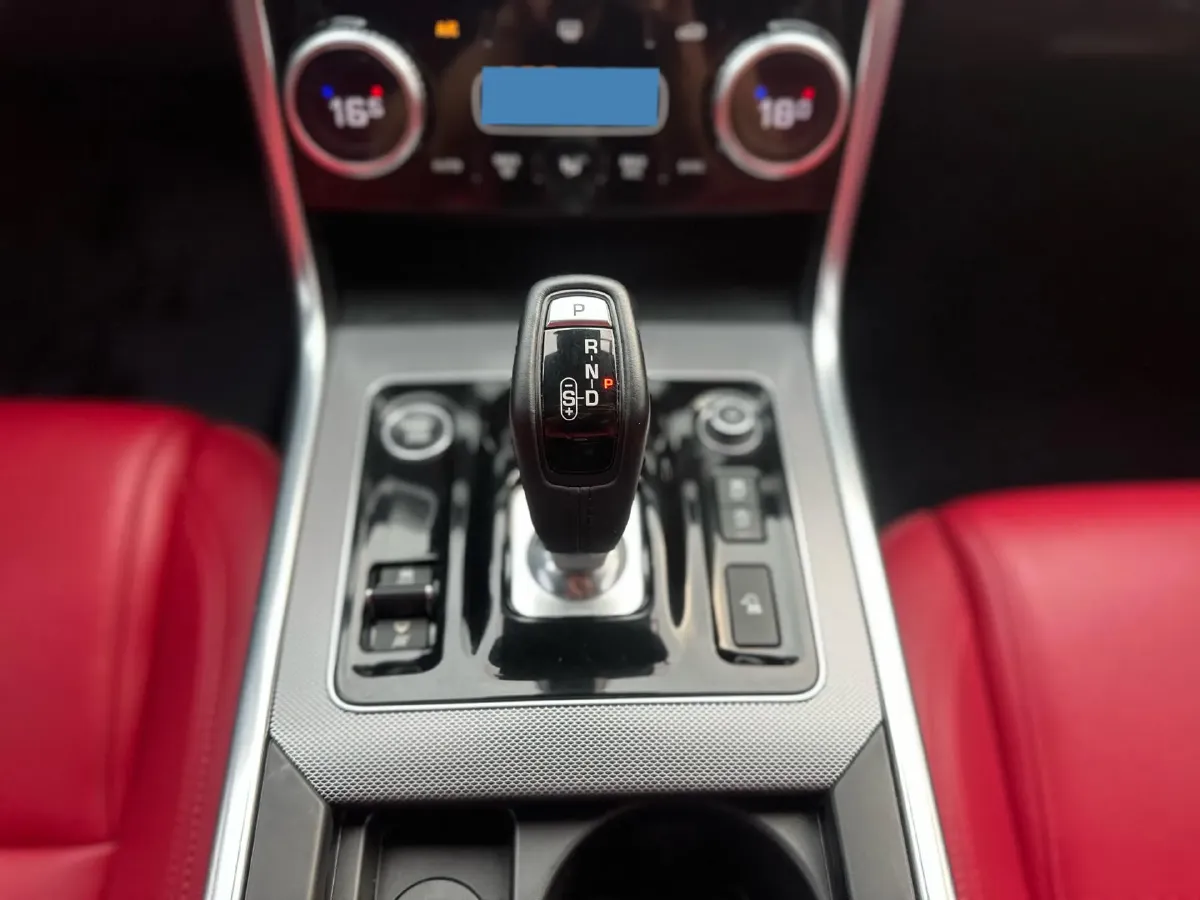 2020 Jaguar XEL 2.0T 200HP L4 8AT,autocango,china used car exporter,china ev exporter,chinese used car exporter,chinese used ev exporter