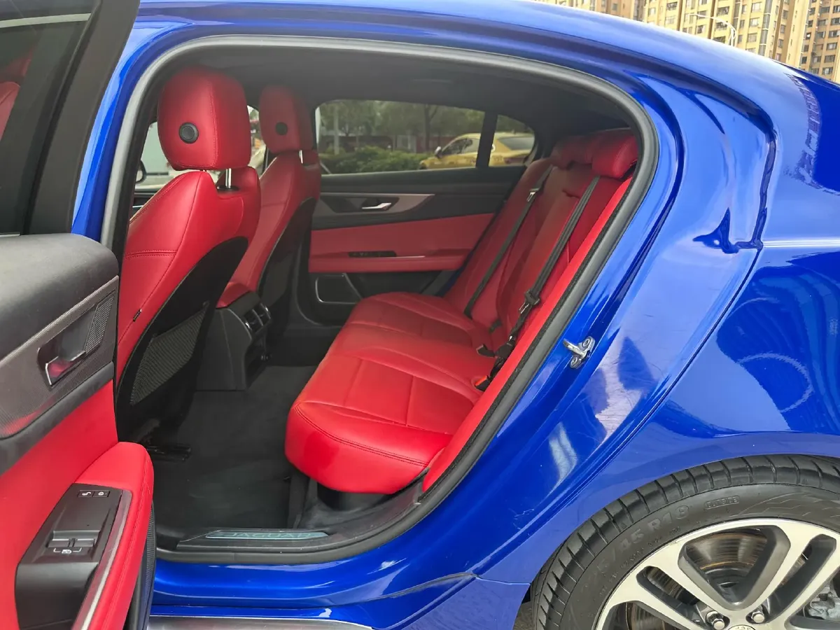 2020 Jaguar XEL 2.0T 200HP L4 8AT,autocango,china used car exporter,china ev exporter,chinese used car exporter,chinese used ev exporter