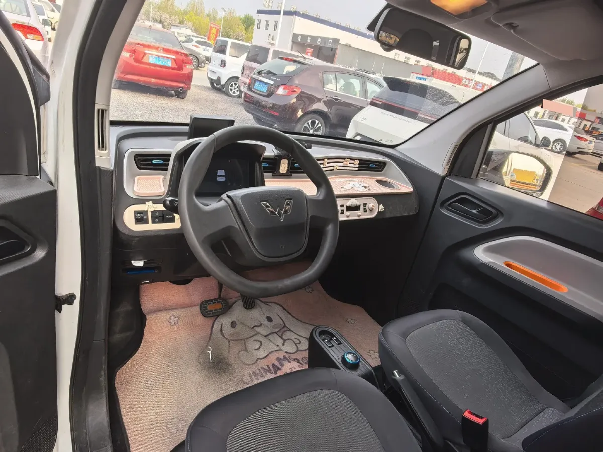 2020 WuLing HongGuang MINI EV BEV 9.3KWH,autocango,china used car exporter,china ev exporter,chinese used car exporter,chinese used ev exporter