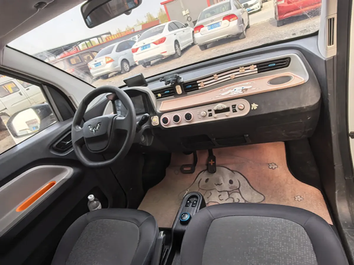 2020 WuLing HongGuang MINI EV BEV 9.3KWH,autocango,china used car exporter,china ev exporter,chinese used car exporter,chinese used ev exporter