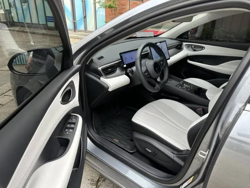 2025 BYD Seal05 DM-i 1.5L 101HP L4 E-CVT PHEV 15.87KWH,autocango,china used car exporter,china ev exporter,chinese used car exporter,chinese used ev exporter