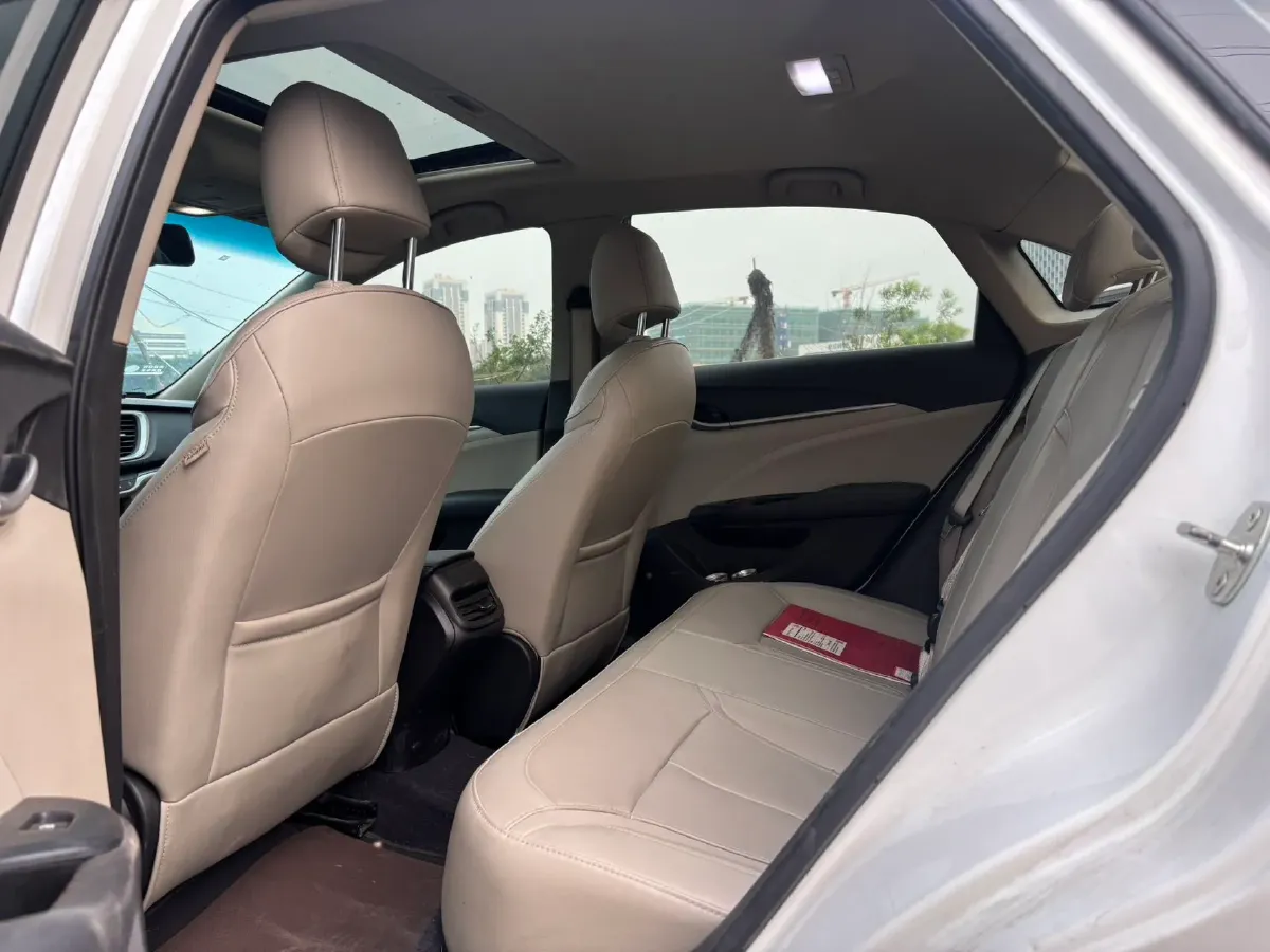 2019 Buick Excelle 1.0T 125HP L3 6DCT,autocango,china used car exporter,china ev exporter,chinese used car exporter,chinese used ev exporter