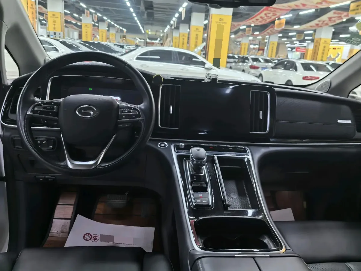 2021 GAC Trumpchi M8 2.0T 252HP L4 8AT,autocango,china used car exporter,china ev exporter,chinese used car exporter,chinese used ev exporter