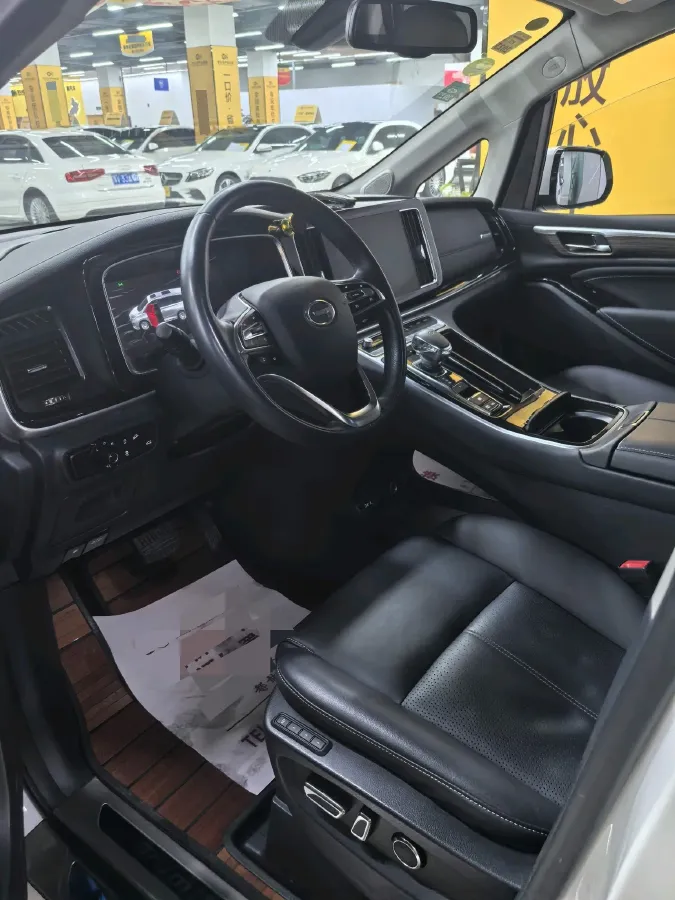 2021 GAC Trumpchi M8 2.0T 252HP L4 8AT,autocango,china used car exporter,china ev exporter,chinese used car exporter,chinese used ev exporter