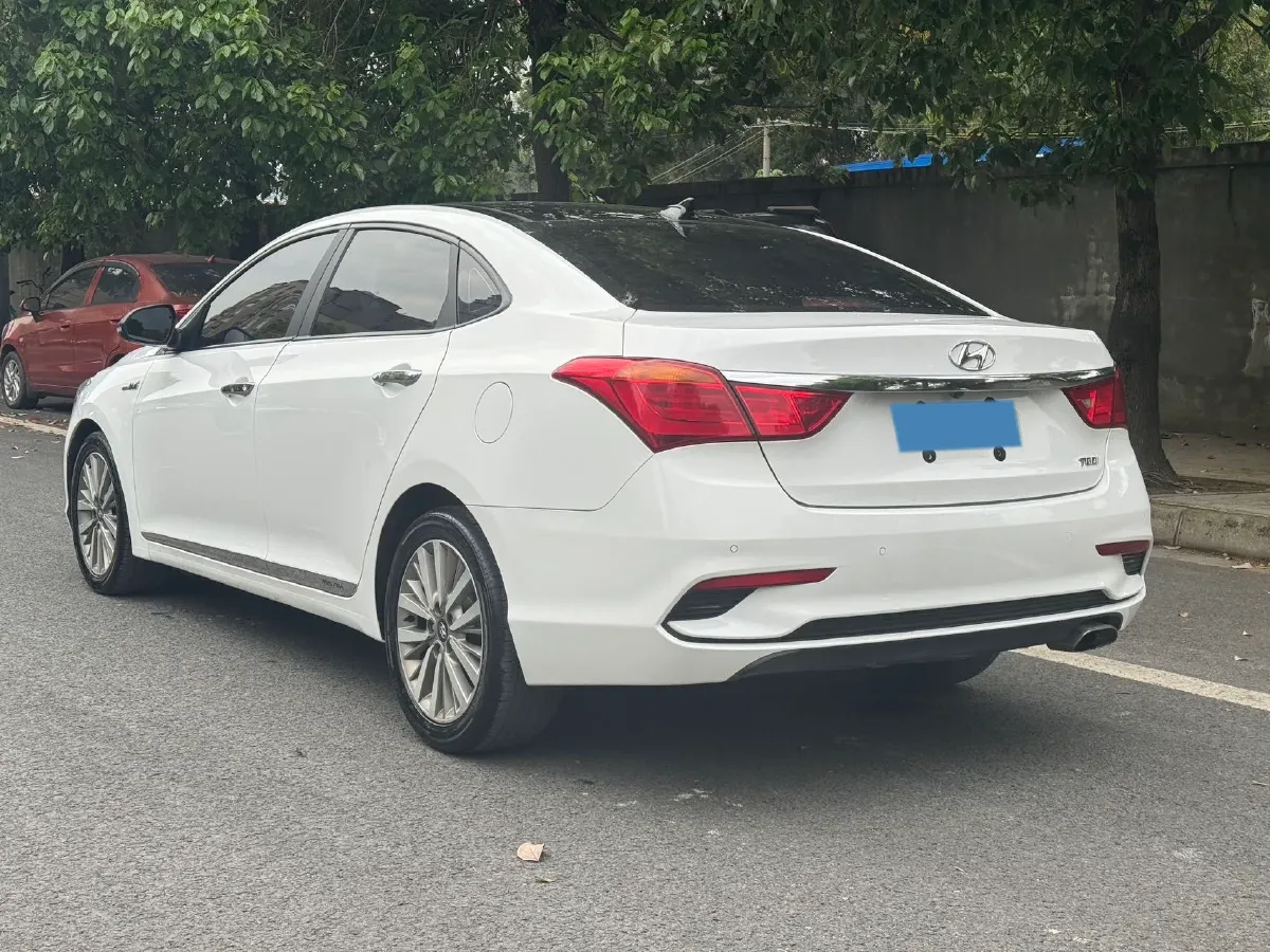 2017 Hyundai Mistra 1.6T 175HP L4 7DCT,autocango,china used car exporter,china ev exporter,chinese used car exporter,chinese used ev exporter