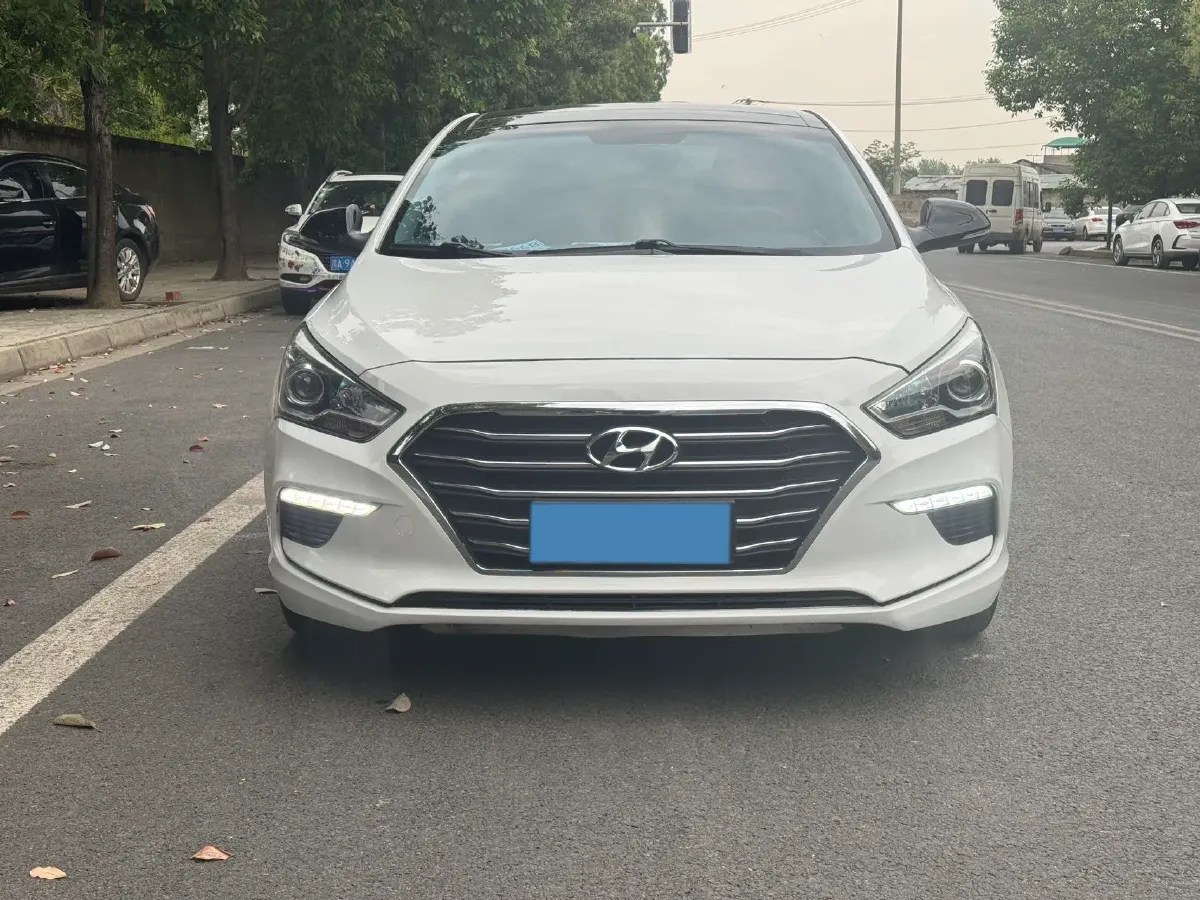 2017 Hyundai Mistra 1.6T 175HP L4 7DCT,autocango,china used car exporter,china ev exporter,chinese used car exporter,chinese used ev exporter