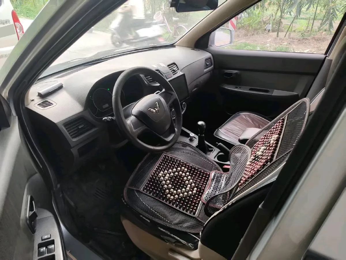 2018 WuLing HongGuang 1.5L 105HP L4 5MT,autocango,china used car exporter,china ev exporter,chinese used car exporter,chinese used ev exporter