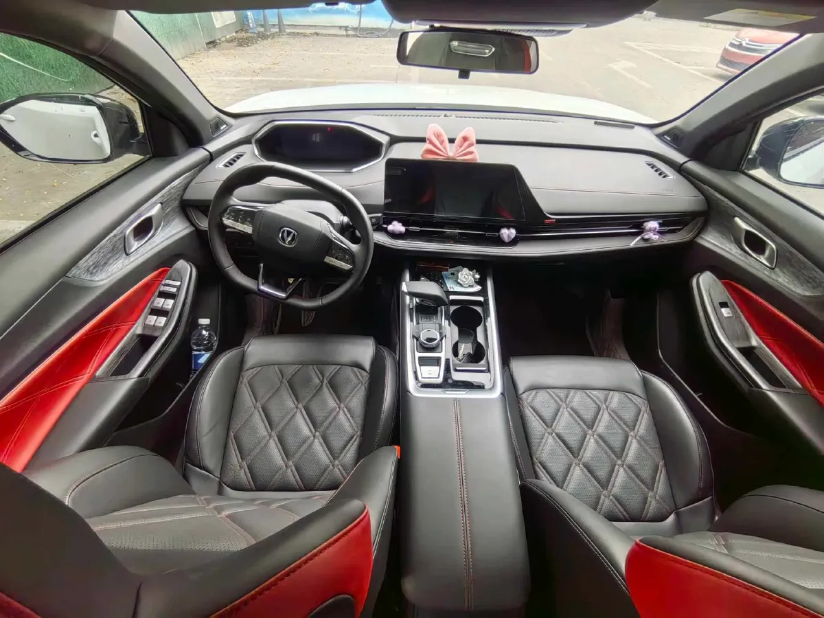 2024 ChangAn CS55 Plus 1.5T 188HP L4 7DCT,autocango,china used car exporter,china ev exporter,chinese used car exporter,chinese used ev exporter