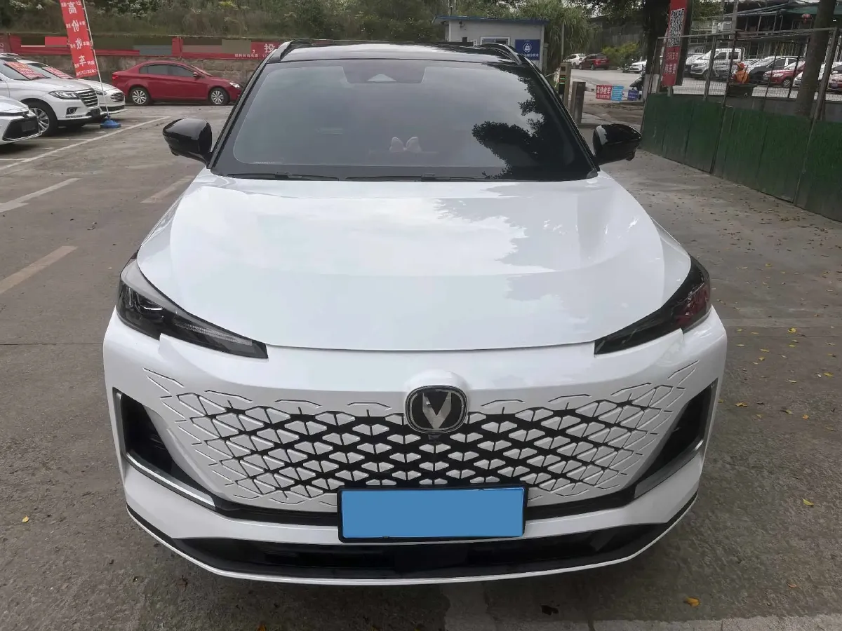 2024 ChangAn CS55 Plus 1.5T 188HP L4 7DCT,autocango,china used car exporter,china ev exporter,chinese used car exporter,chinese used ev exporter