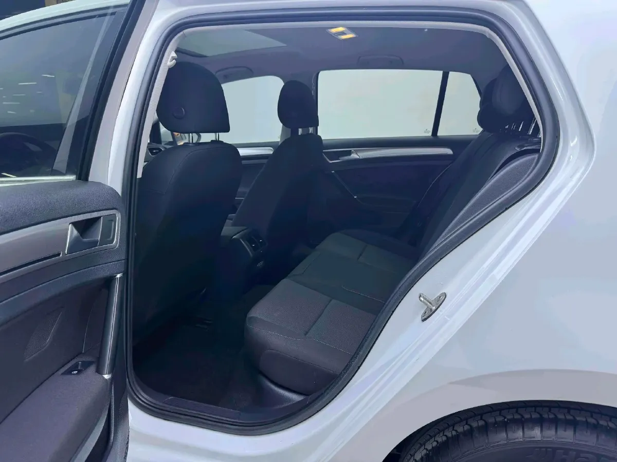 2019 Volkswagen Golf 1.2T 116HP L4 7DCT,autocango,china used car exporter,china ev exporter,chinese used car exporter,chinese used ev exporter