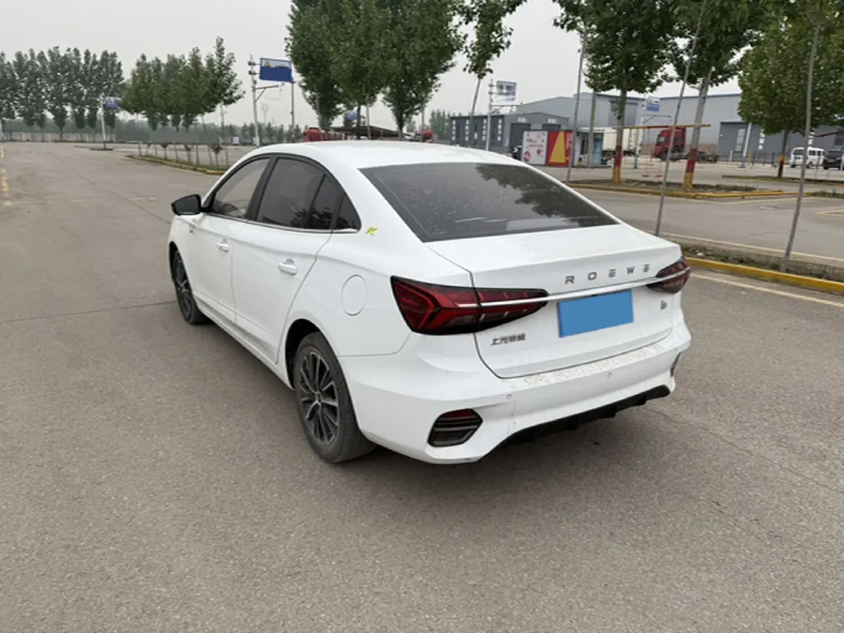 2021 Roewe i5 1.5L 120HP L4 CVT,autocango,china used car exporter,china ev exporter,chinese used car exporter,chinese used ev exporter