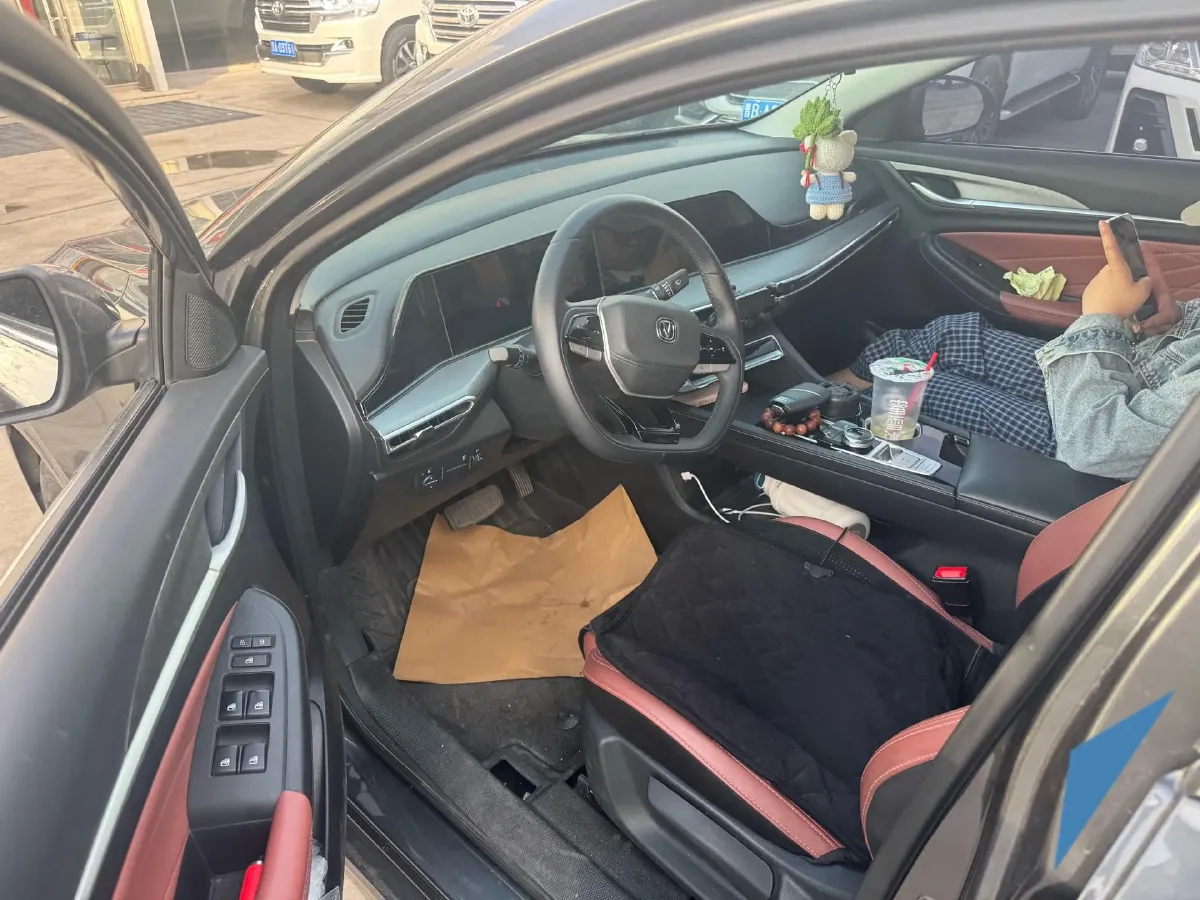 2022 ChangAn Eado 1.4T 160HP L4 7DCT,autocango,china used car exporter,china ev exporter,chinese used car exporter,chinese used ev exporter