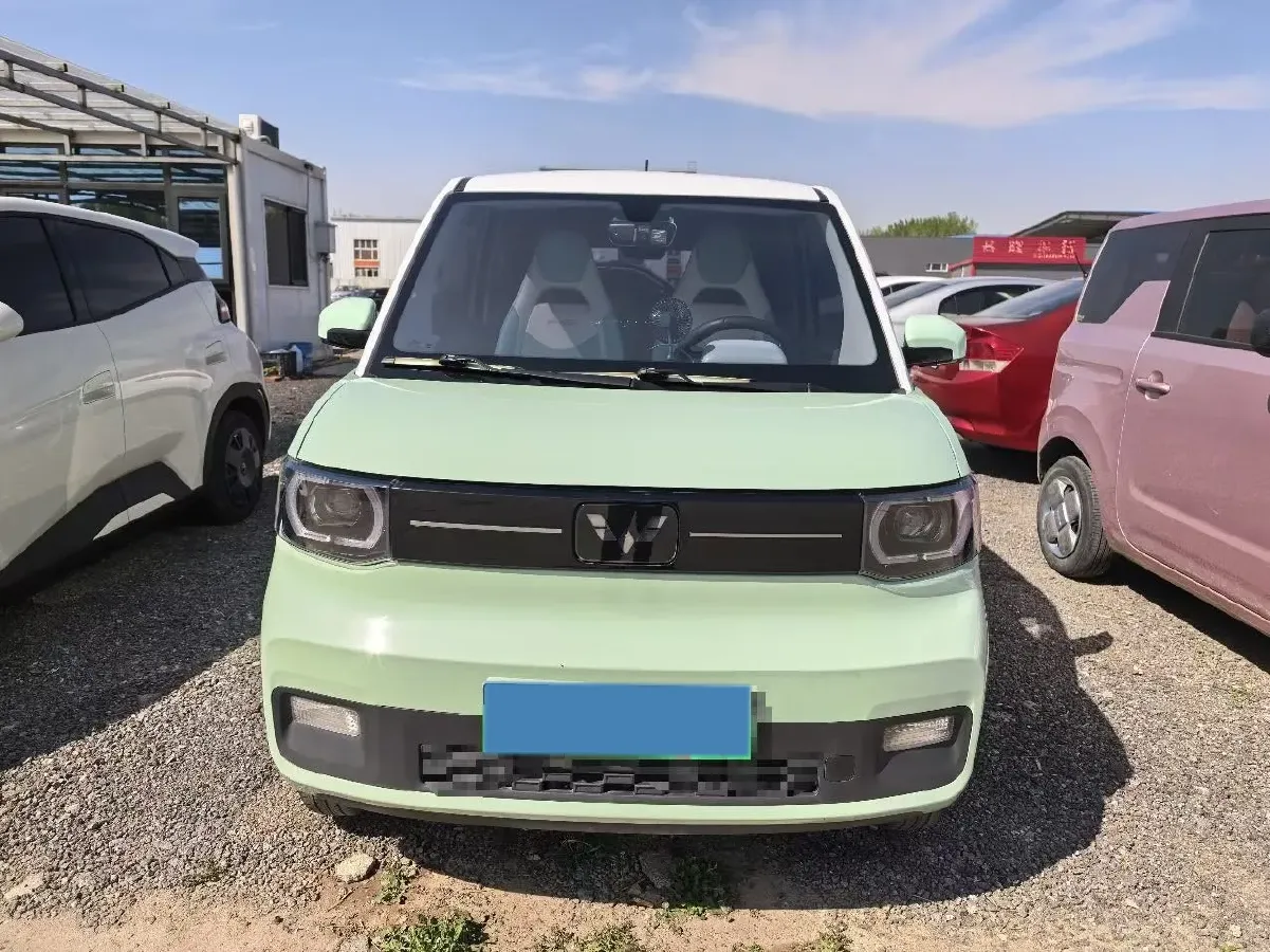 2021 WuLing HongGuang MINI EV BEV 13.9KWH,autocango,china used car exporter,china ev exporter,chinese used car exporter,chinese used ev exporter