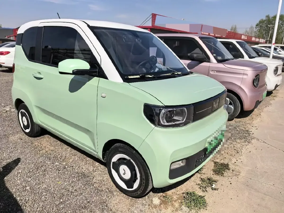 2021 WuLing HongGuang MINI EV BEV 13.9KWH,autocango,china used car exporter,china ev exporter,chinese used car exporter,chinese used ev exporter