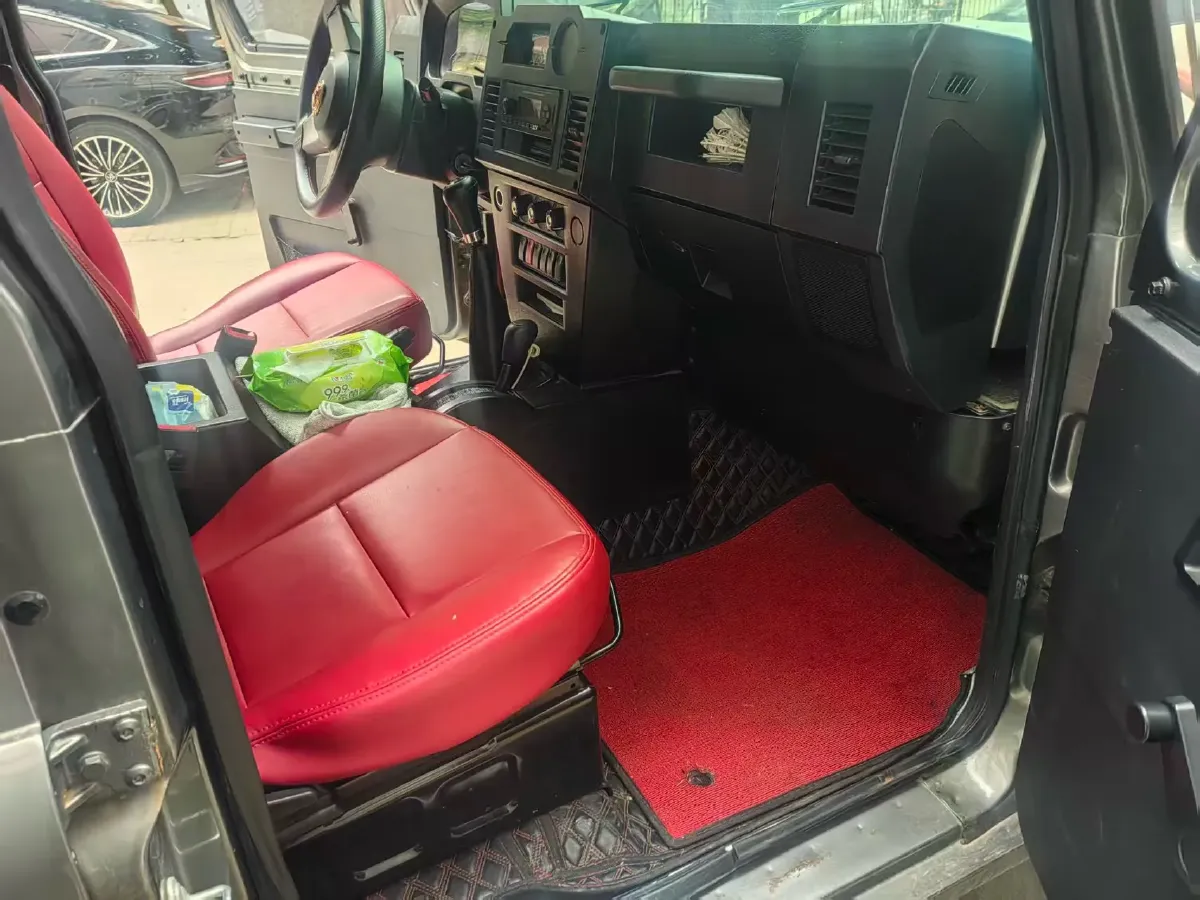 2020 BAW 212 1.5T 136HP L4 5MT,autocango,china used car exporter,china ev exporter,chinese used car exporter,chinese used ev exporter