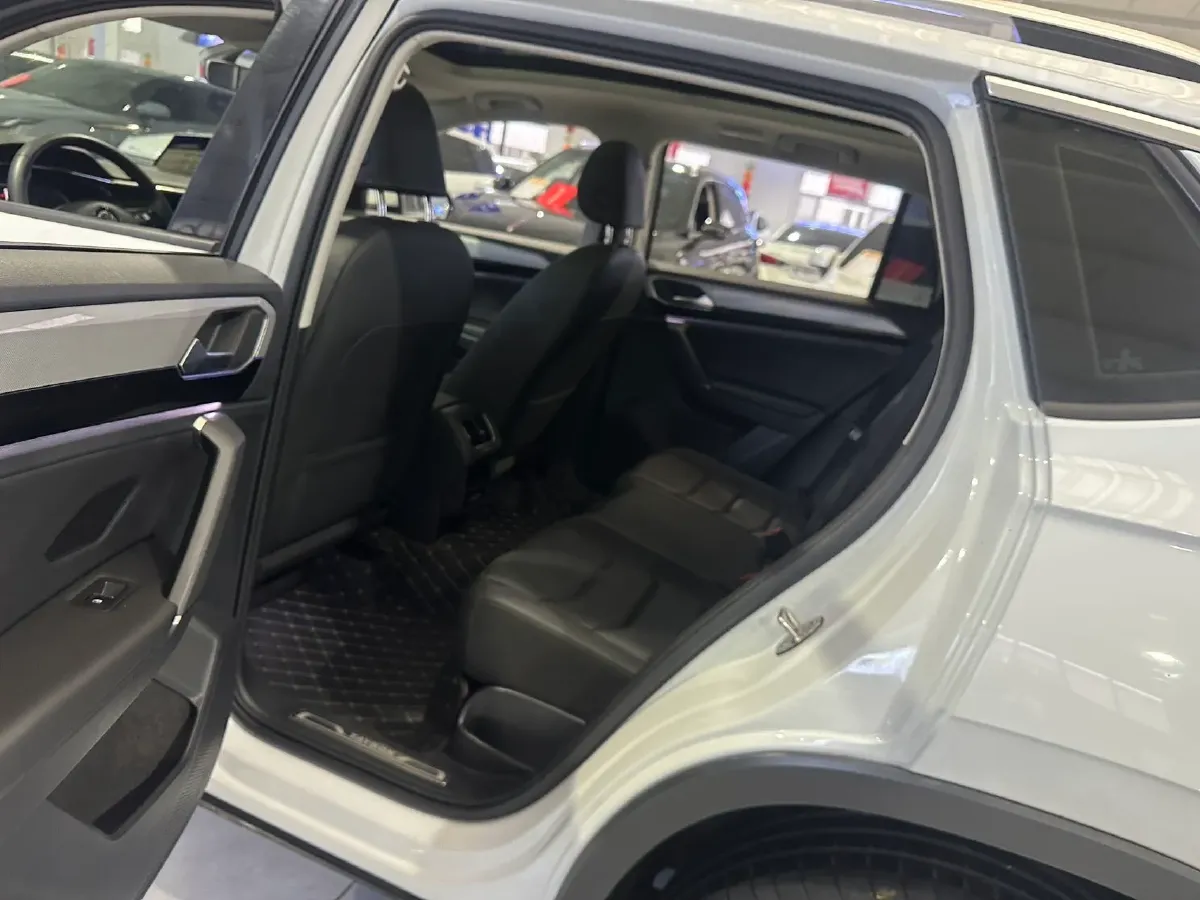 2020 Volkswagen Tayron 2.0T 186HP L4 7DCT,autocango,china used car exporter,china ev exporter,chinese used car exporter,chinese used ev exporter