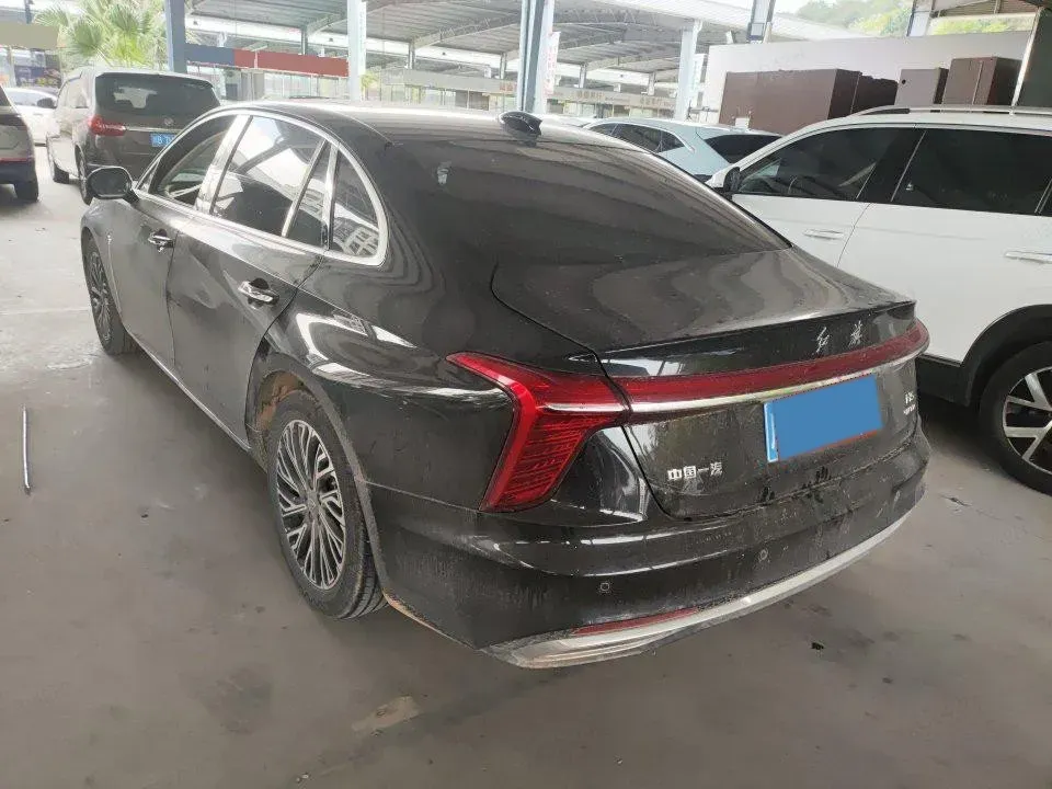 2023 HongQi H5 2.0T 224HP L4 8AT,autocango,china used car exporter,china ev exporter,chinese used car exporter,chinese used ev exporter