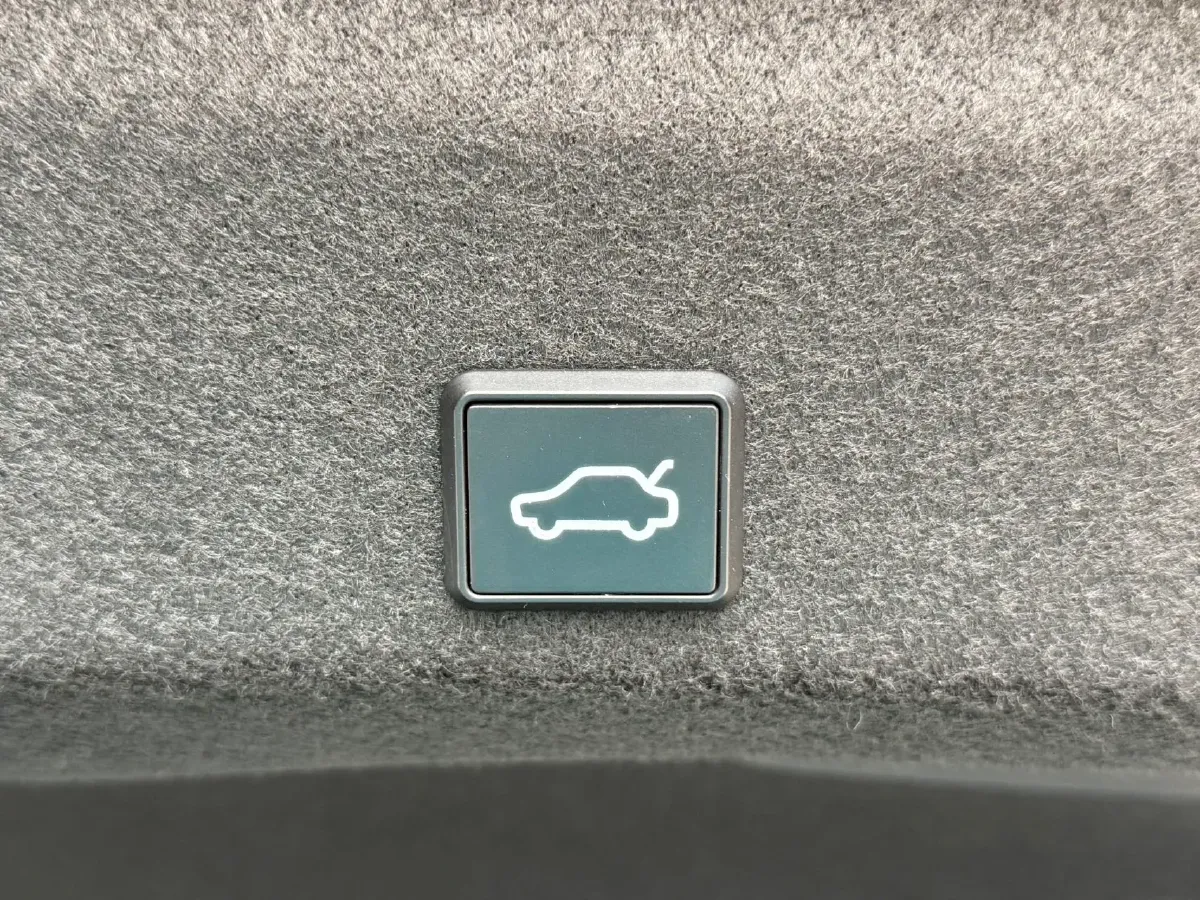 2023 Buick Regal 1.5T 169HP L4 9AT,autocango,china used car exporter,china ev exporter,chinese used car exporter,chinese used ev exporter