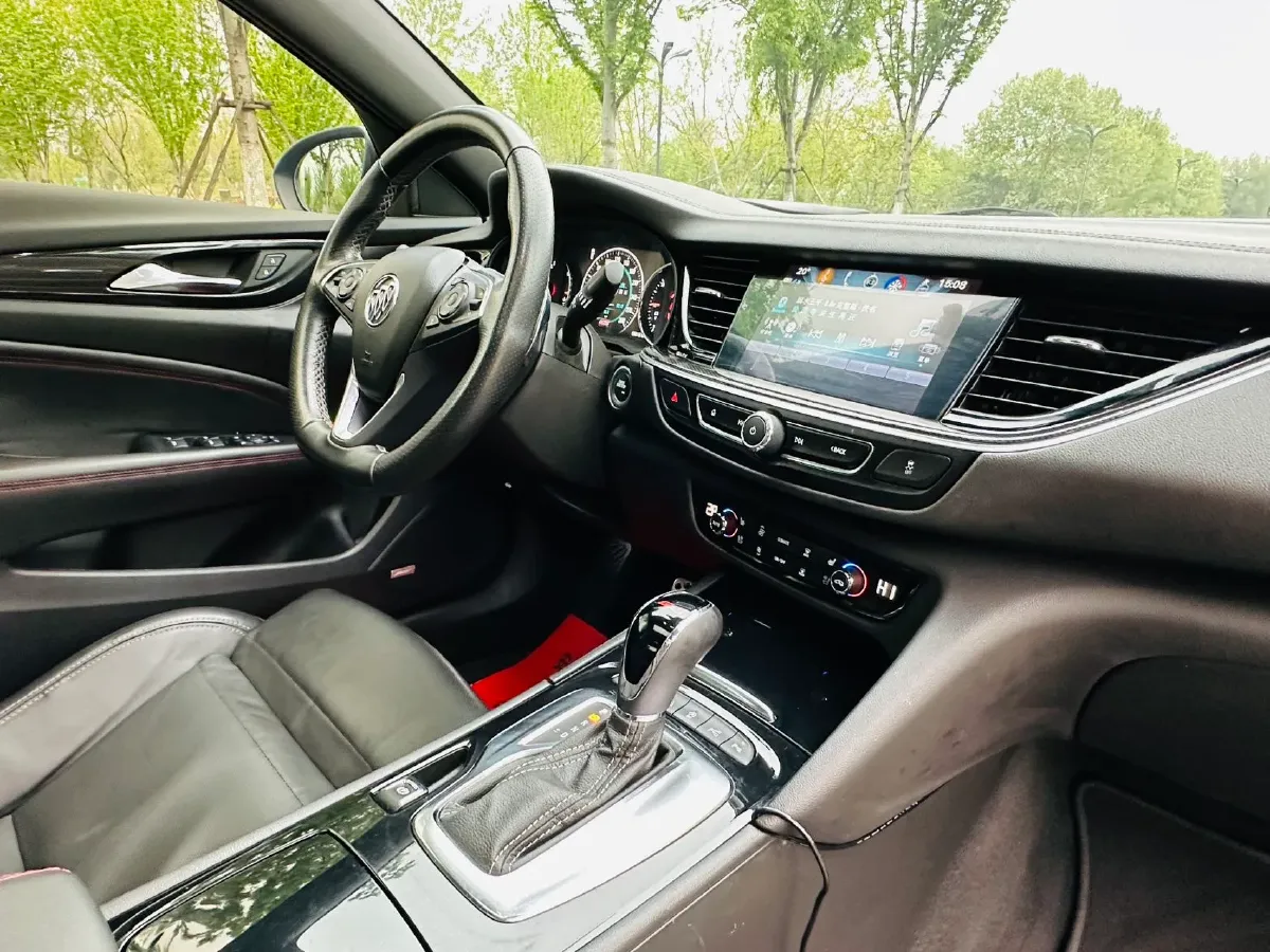 2019 Buick Larcosse 2.0T 241HP L4 9AT,autocango,china used car exporter,china ev exporter,chinese used car exporter,chinese used ev exporter